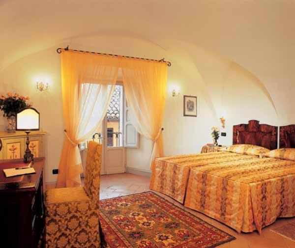Palazzo Leti Residenza D'Epoca Hotel Spoleto Room photo